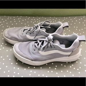 Vans Ultra Range light grey